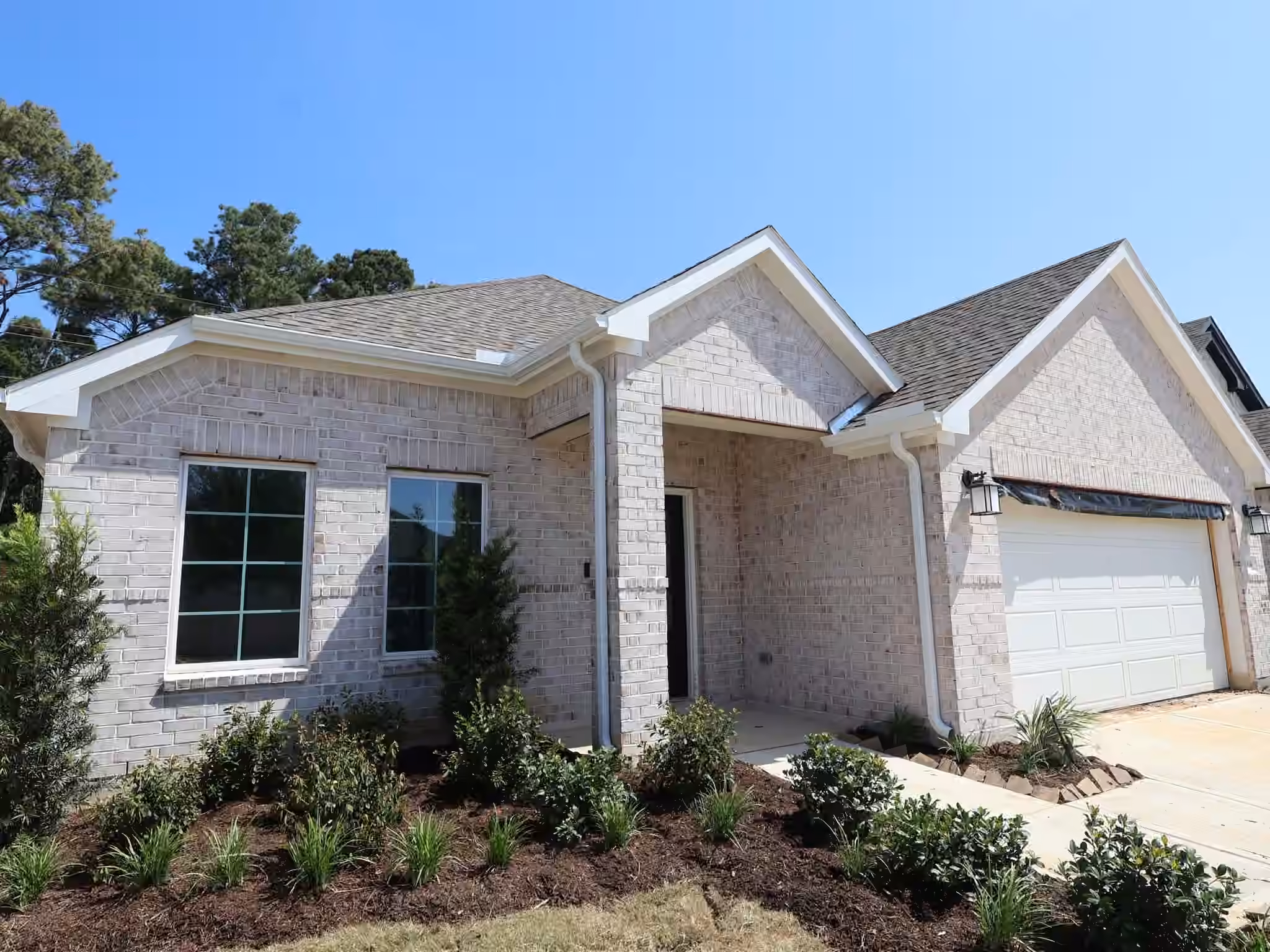 Photo 2 of 20634 Draper Road, Tomball, TX