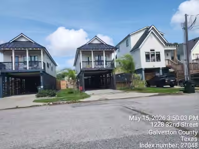 Photo 2 of 1220 32nd Street, Galveston, TX