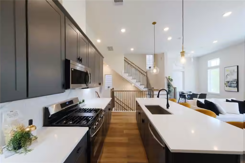 Photo 5 of 1806 Line Street, Houston, TX