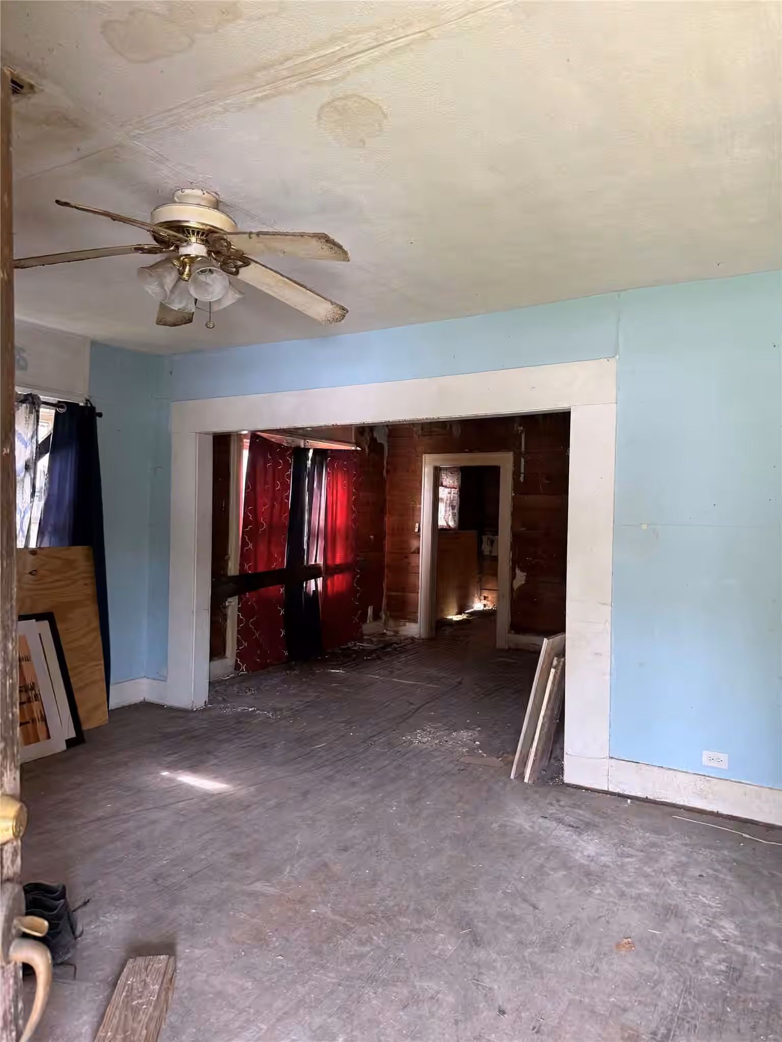 Photo 3 of 864 Granville Drive, Houston, TX