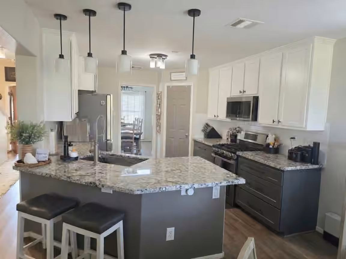Photo 7 of 2301 Zavalla Drive, Deer Park, TX