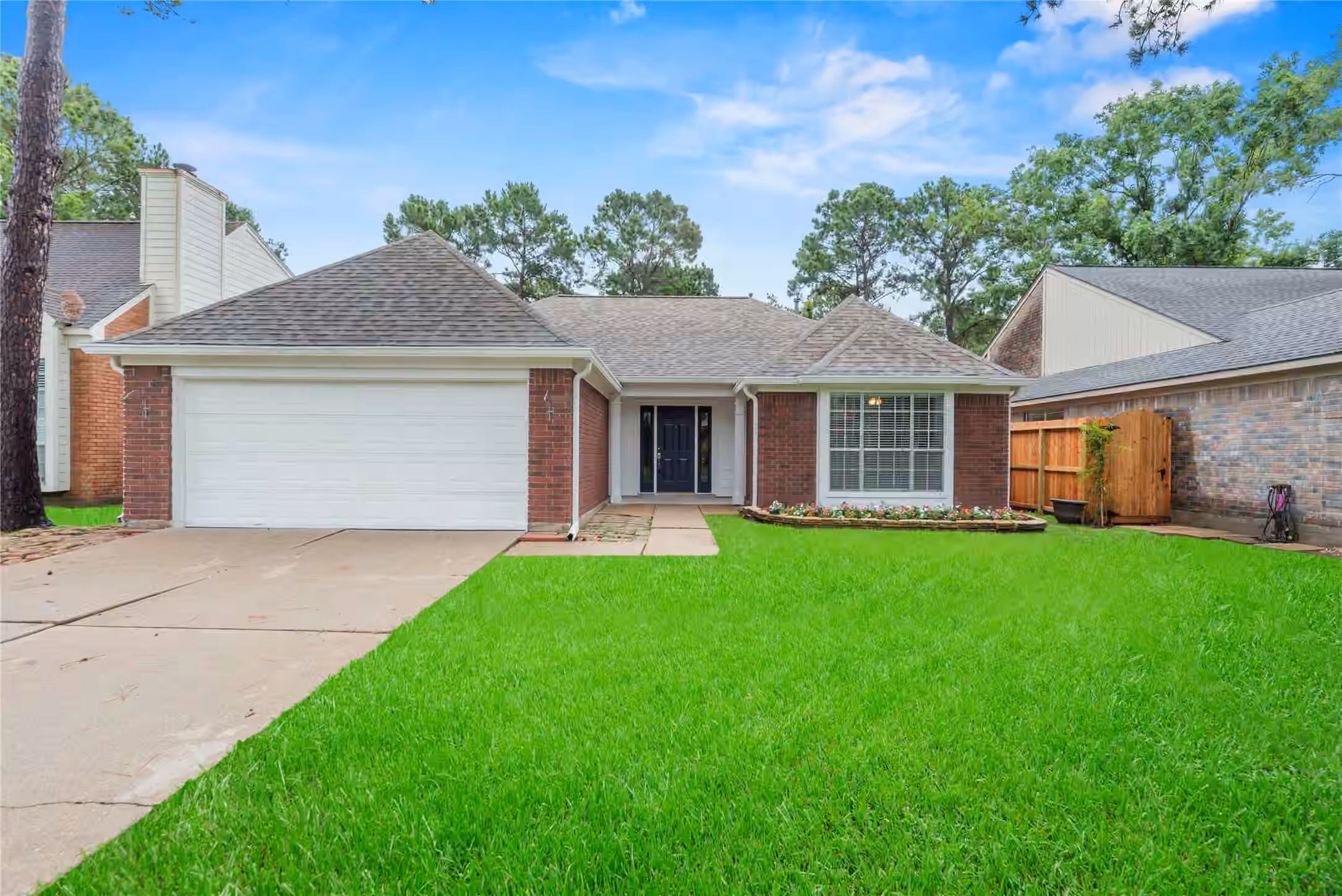 Photo 2 of 7918 Shangrila Lane, Houston, TX