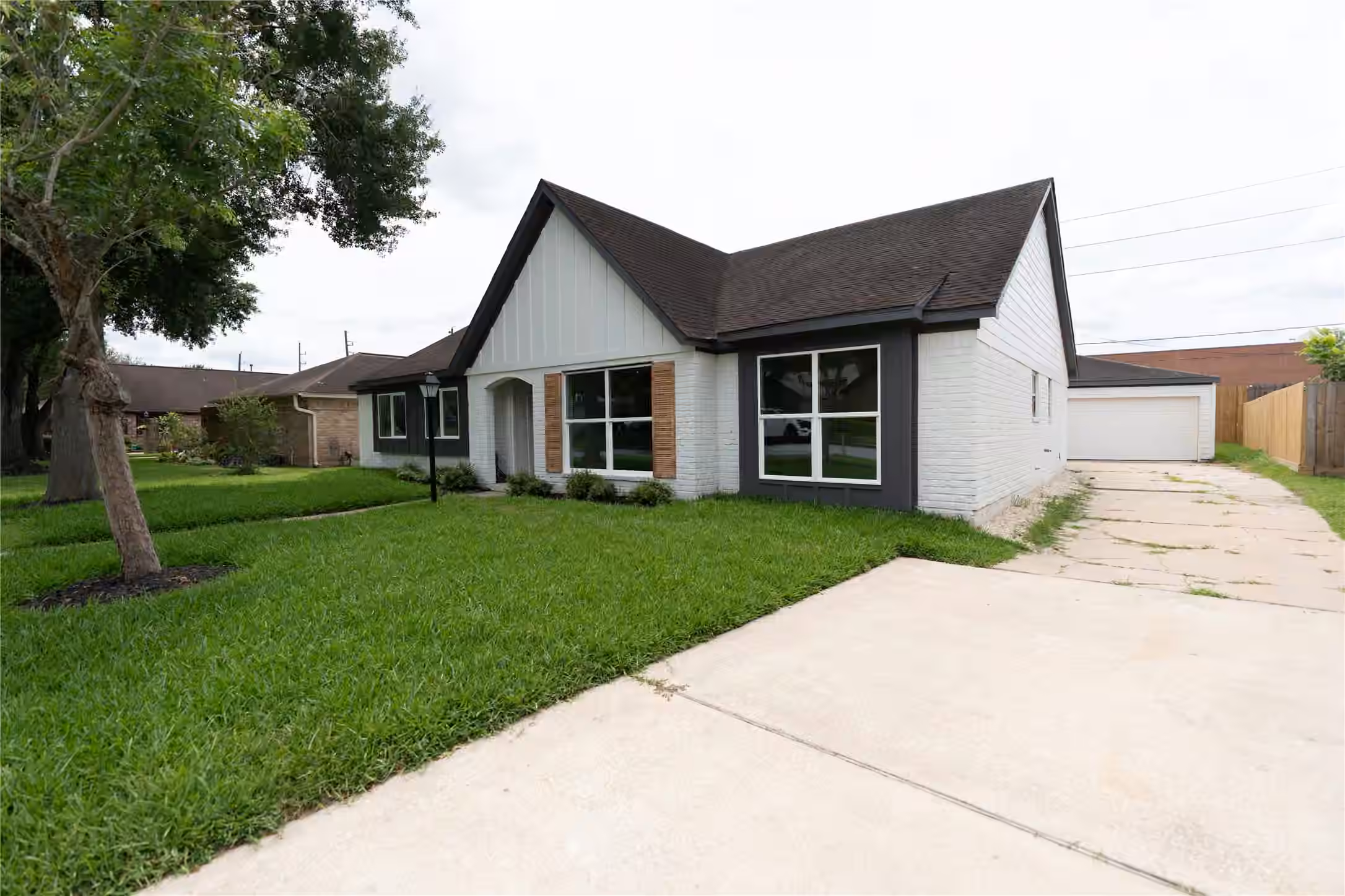 Photo 2 of 4531 Hickory Downs Drive, Houston, TX