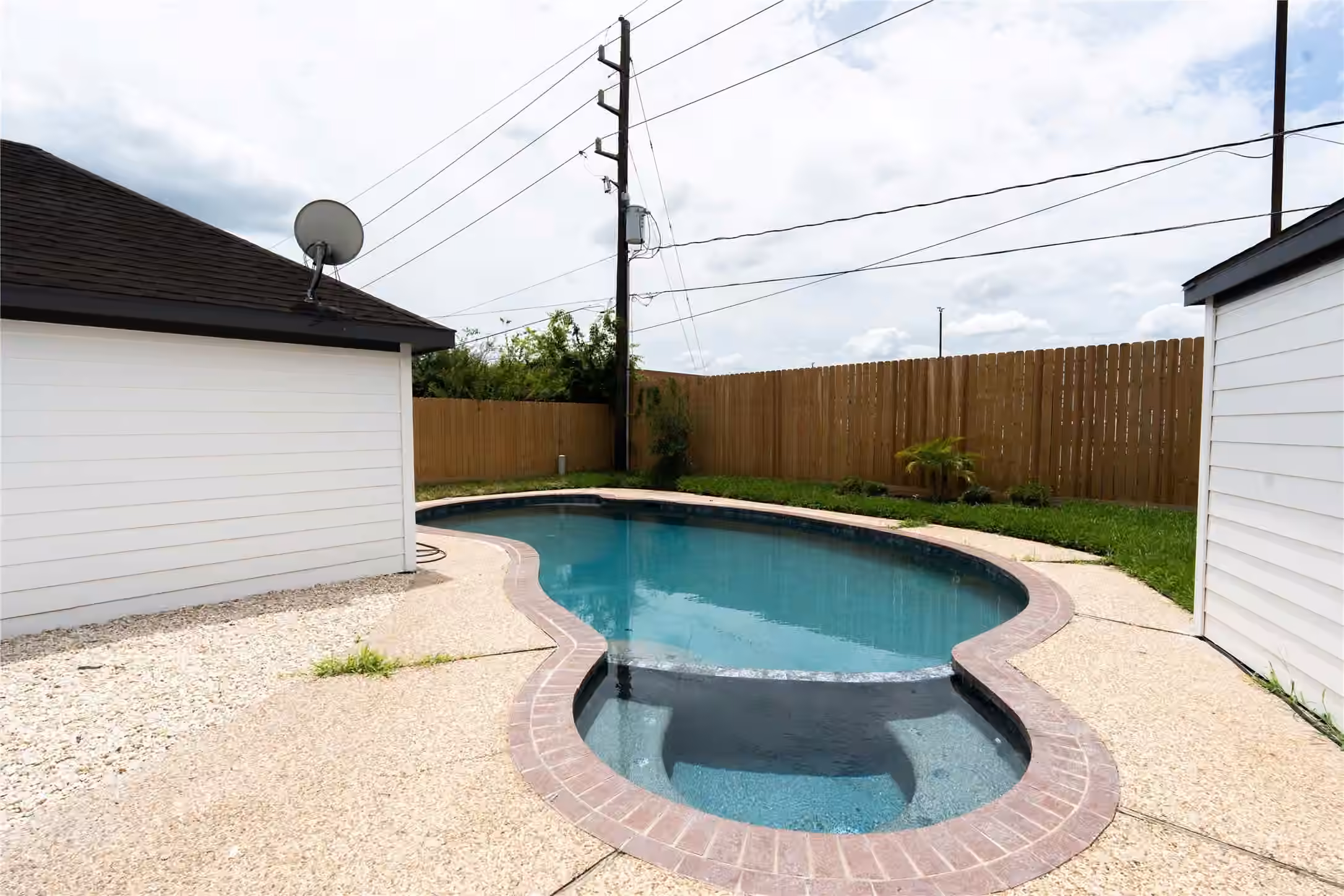 Photo 4 of 4531 Hickory Downs Drive, Houston, TX