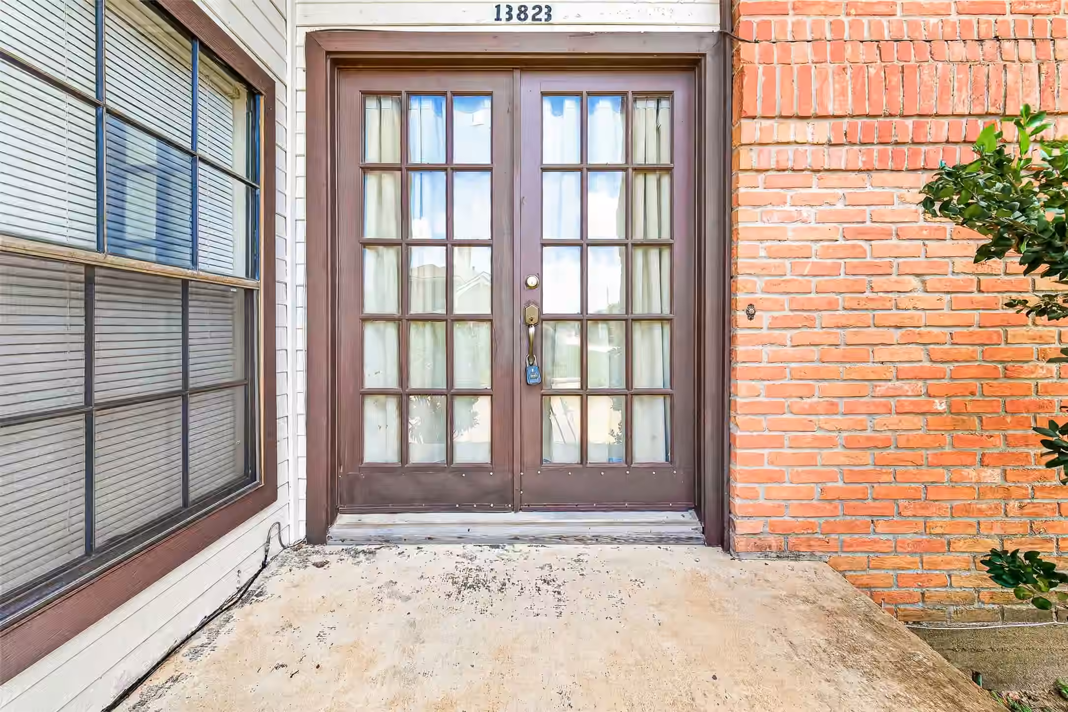 Photo 4 of 13823 Royal Oak Street, Houston, TX