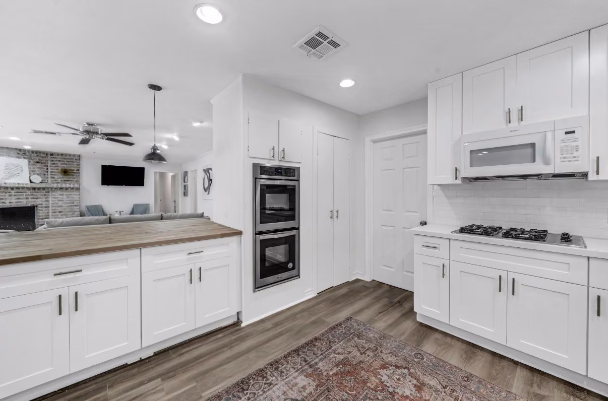 Photo 6 of 5474 Imogene Street, Houston, TX