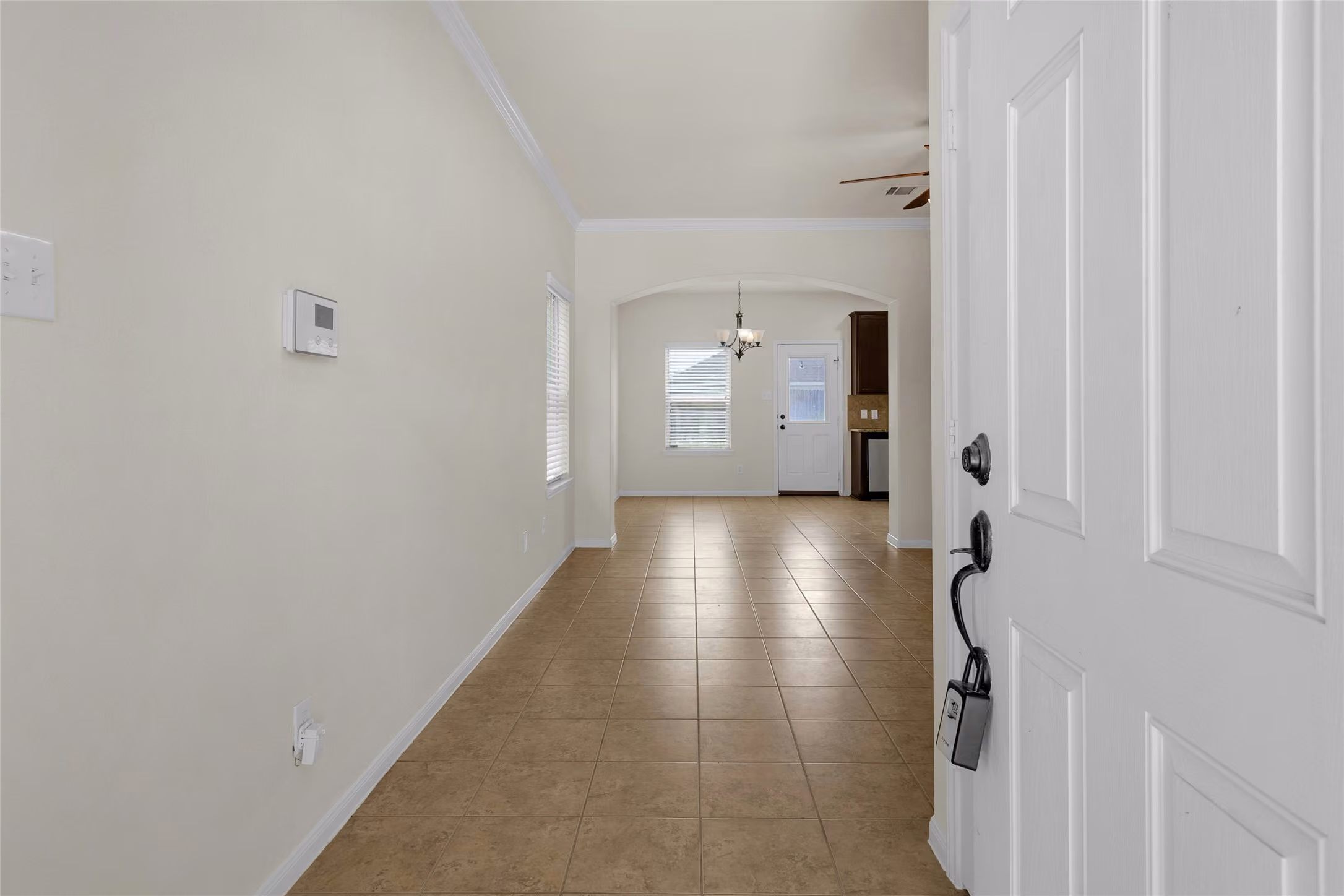 Photo 3 of 11334 Creekway Bend Drive, Humble, TX