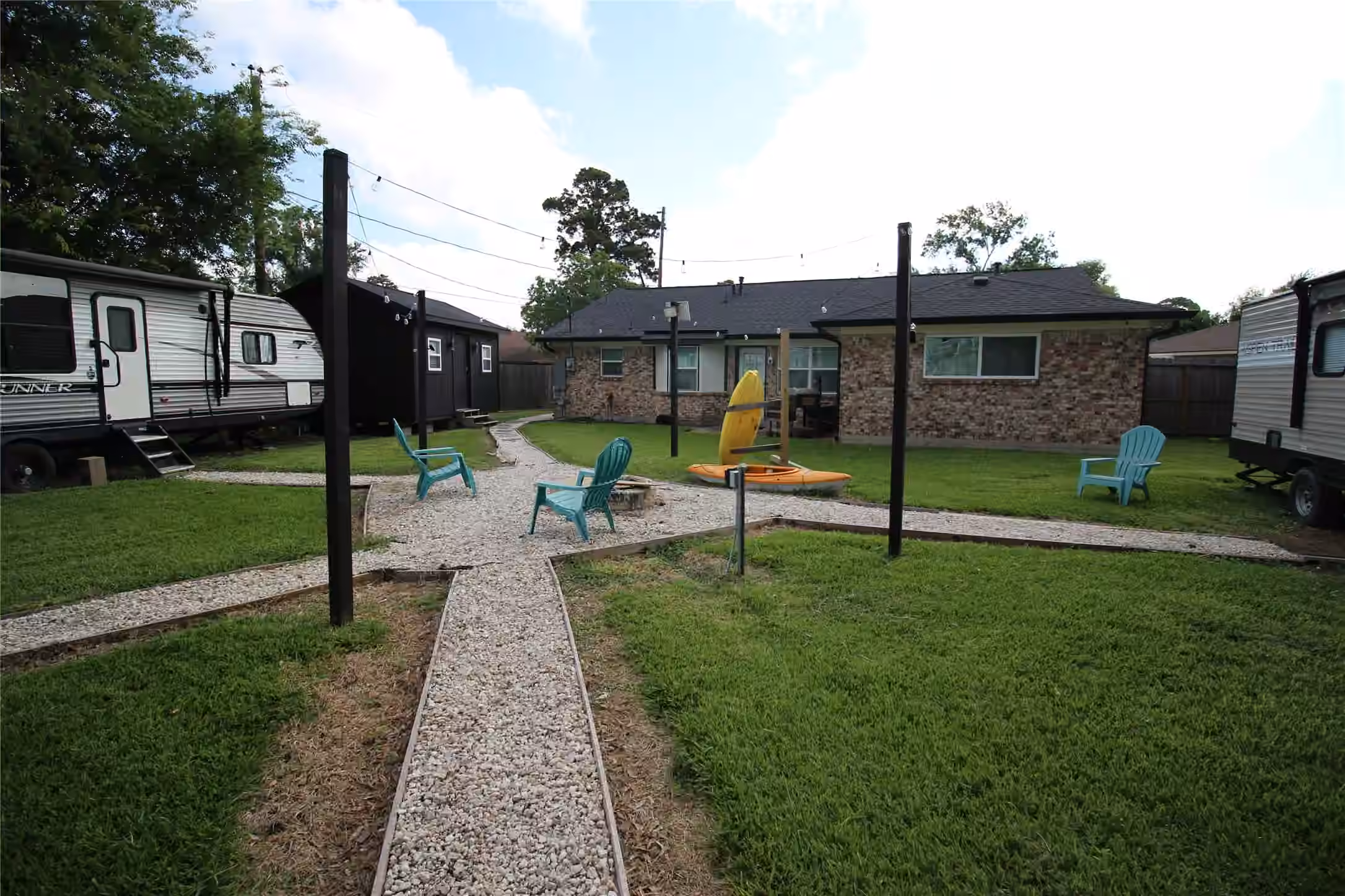 Photo 5 of 723 Fawn Court, Houston, TX