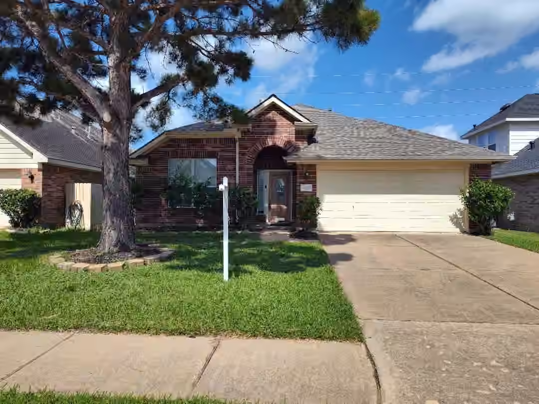 Photo 2 of 6327 Bonnie Chase Lane, Katy, TX