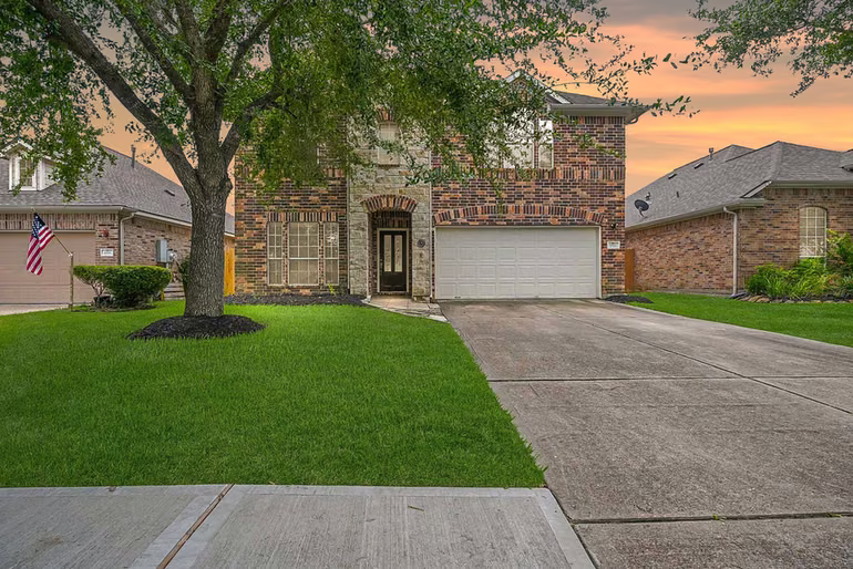 Photo 2 of 2753 Rio Bella Court, League City, TX
