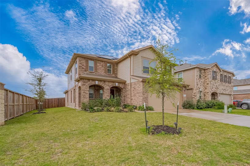 Photo 3 of 6703 Waterbuck Trace, Richmond, TX