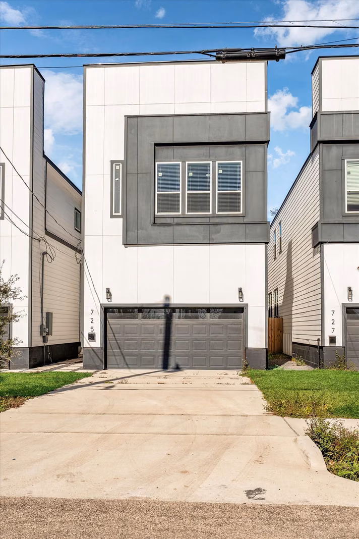Photo of 723 E 37th Street, Houston, TX