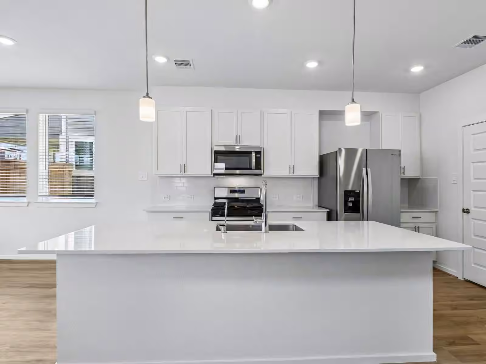 Photo of 6330 Sapphire Ocean Drive, Houston, TX 77092