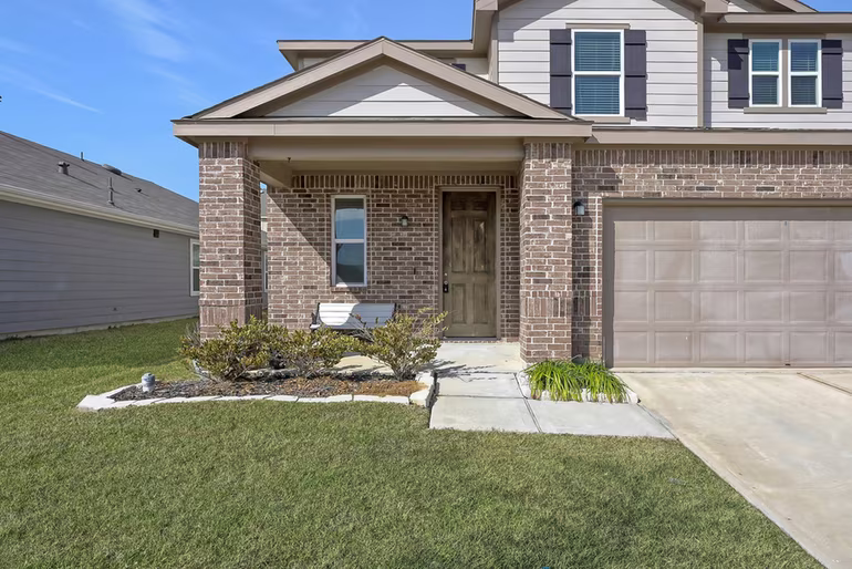 Photo 3 of 41699 Sorrel Spring Lane, Magnolia, TX