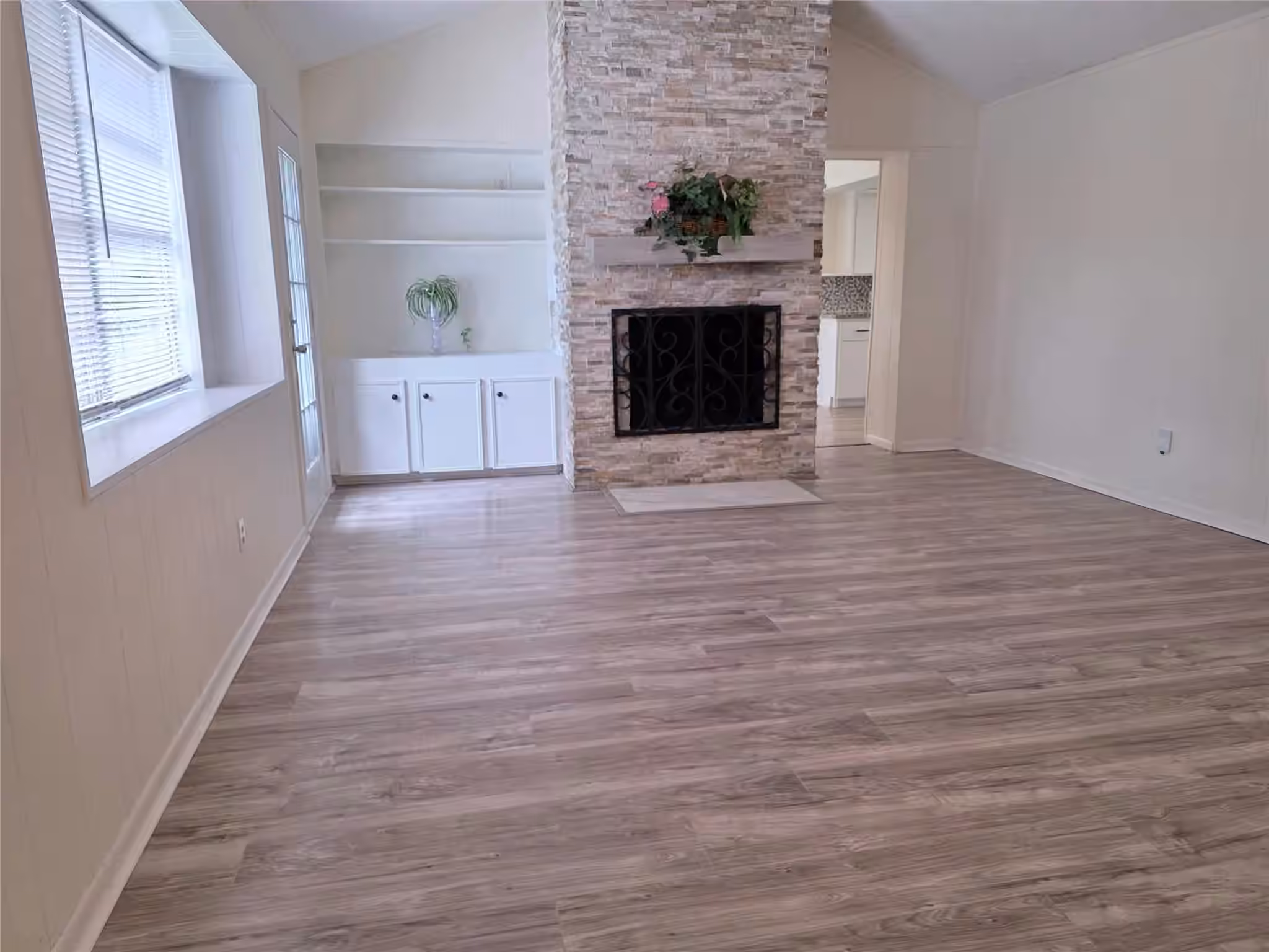 Photo 6 of 12123 Sea Shore Drive, Houston, TX