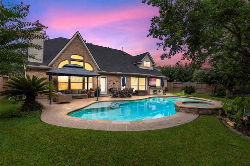 Photo 2 of 15618 Stable Lake Drive, Cypress, TX