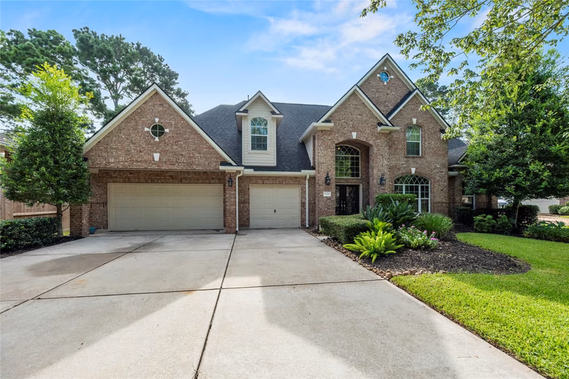 Photo 4 of 15618 Stable Lake Drive, Cypress, TX