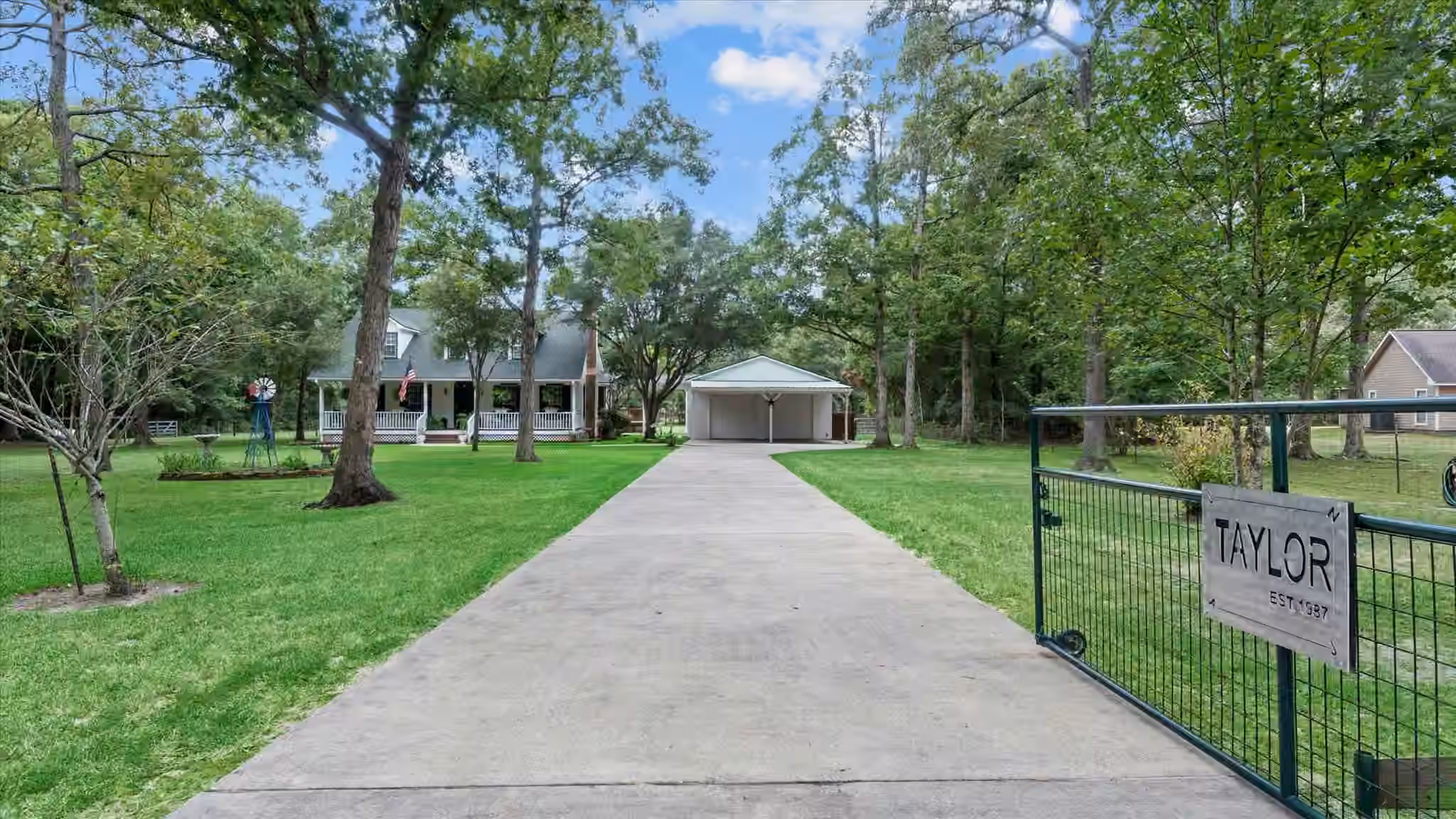 Photo 4 of 10192 Iron Ore Road, Conroe, TX
