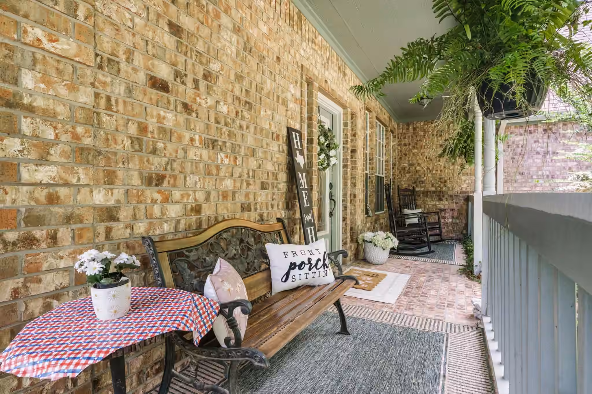 Photo 6 of 402 FAIRBANKS Drive, Magnolia, TX