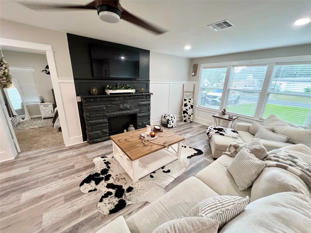 Photo 3 of 1217 18th Avenue N, Texas City, TX