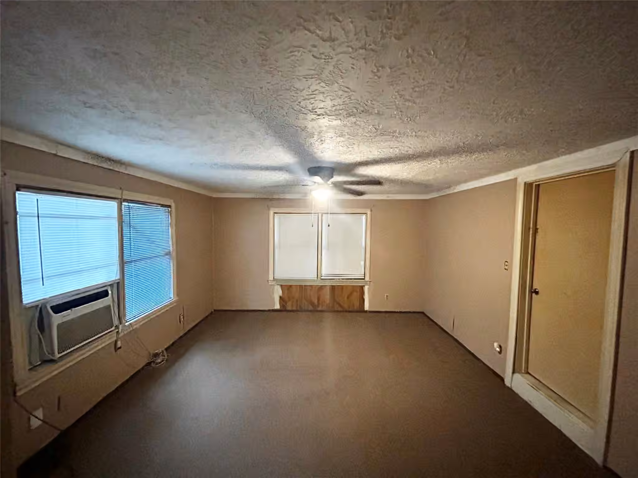 Photo 7 of 1514 1st Avenue N, Texas City, TX