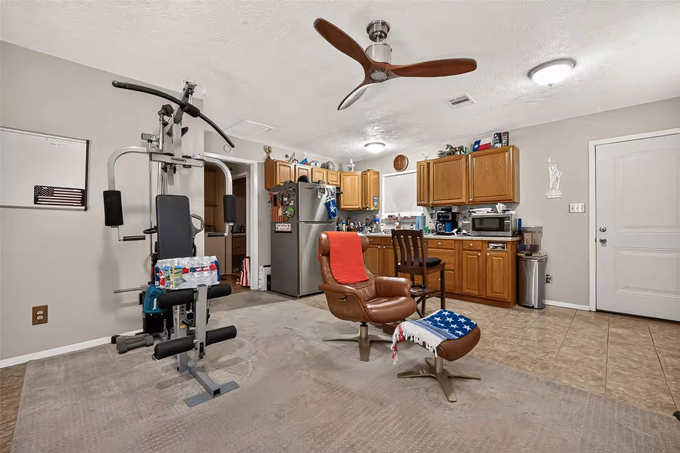 Photo 7 of 2200 Red Oak Lane, Conroe, TX