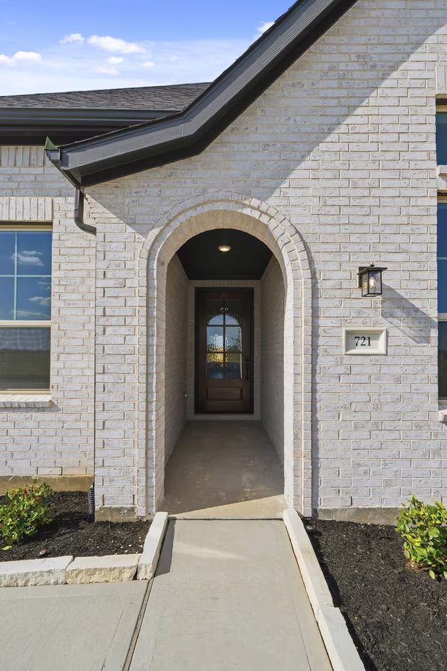 Photo 3 of 721 Cross Timbers Trace, Waller, TX