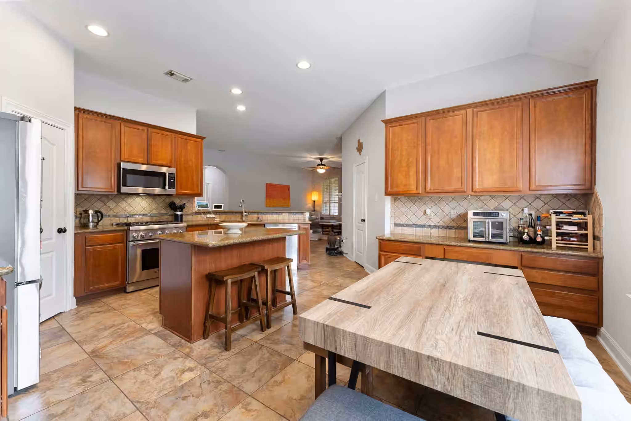 Photo of 15 Tillamook Court, Spring, TX
