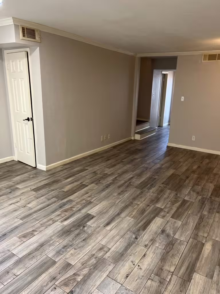 Photo 3 of 6200 W Tidwell Road 306, Houston, TX