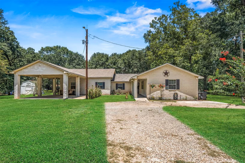 Photo of 13257 Forest Trail, Conroe, TX 77306
