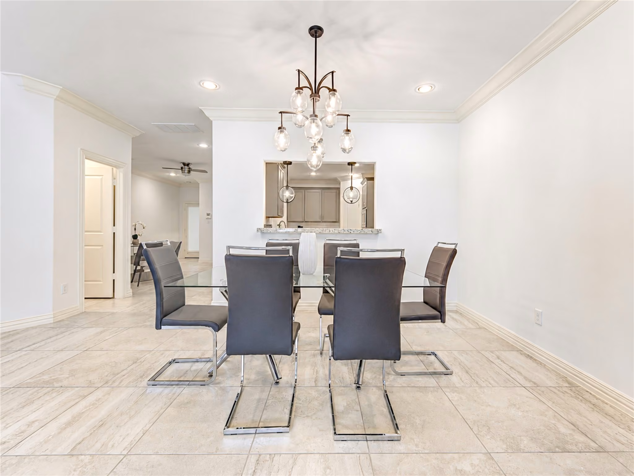 Photo 5 of 13605 Teal Bluff Lane, Houston, TX