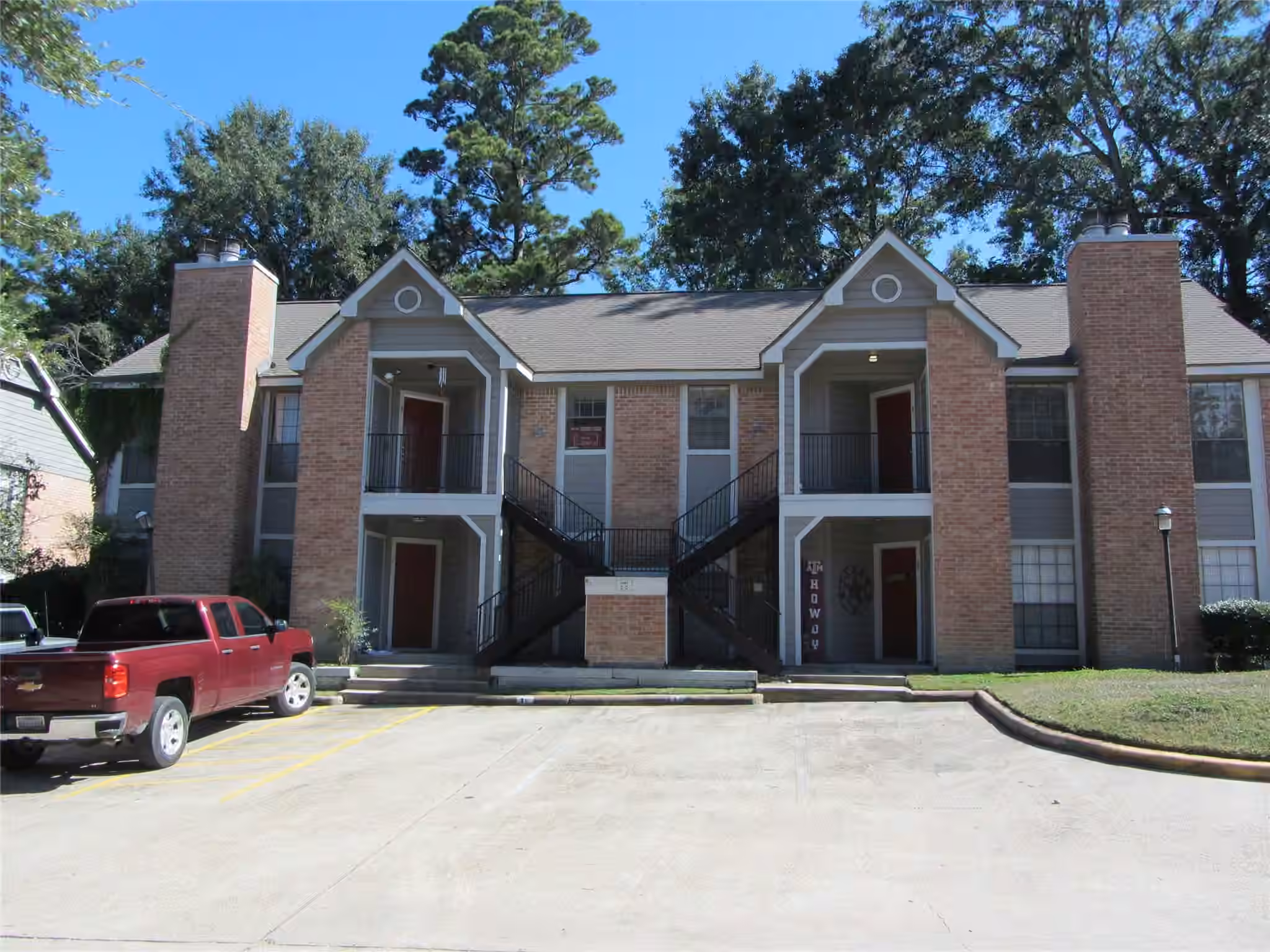Photo of 2401 Sycamore Avenue B3, Huntsville, TX 77340