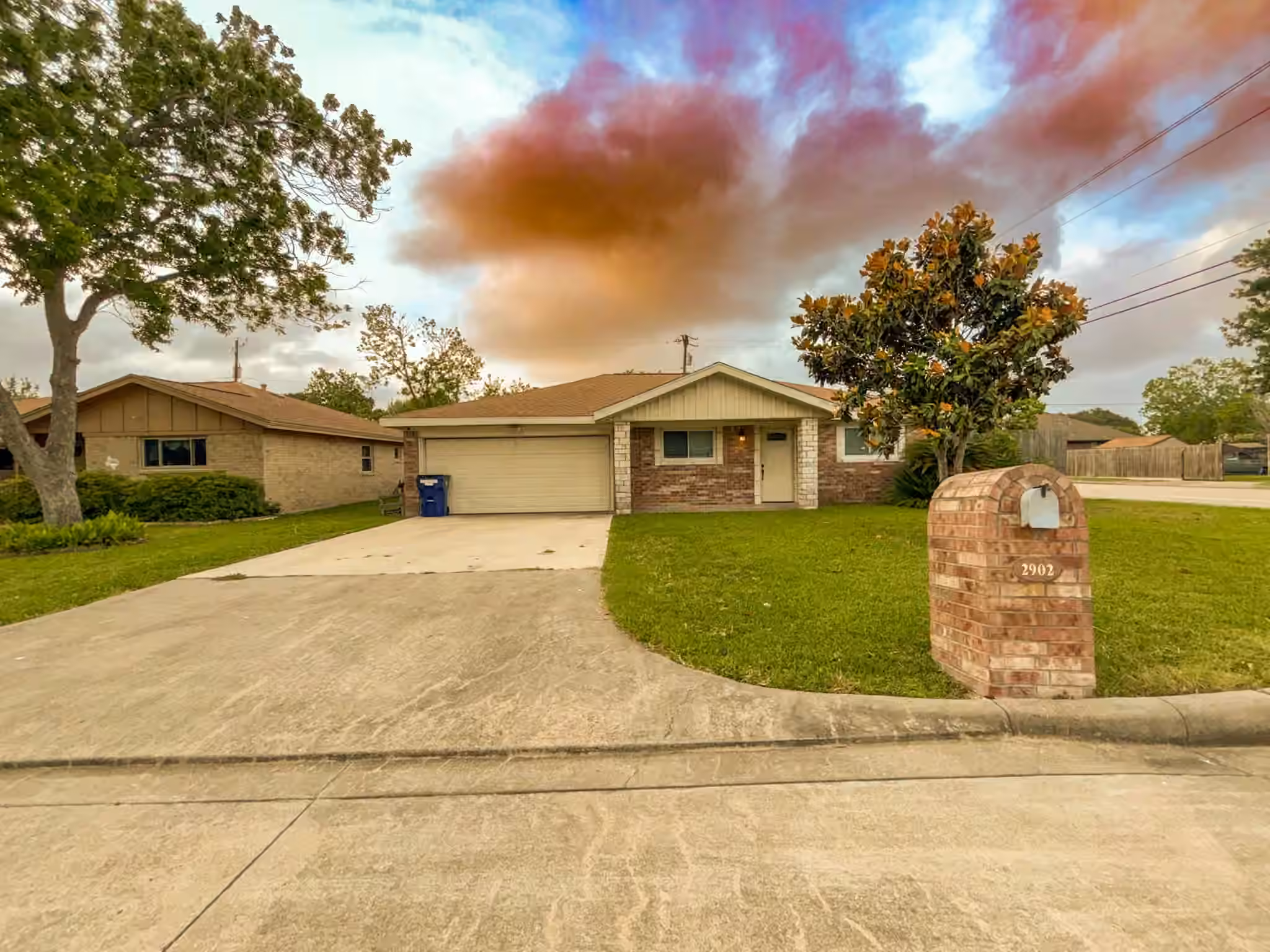 Photo of 2902 19th Avenue N, Texas City, TX