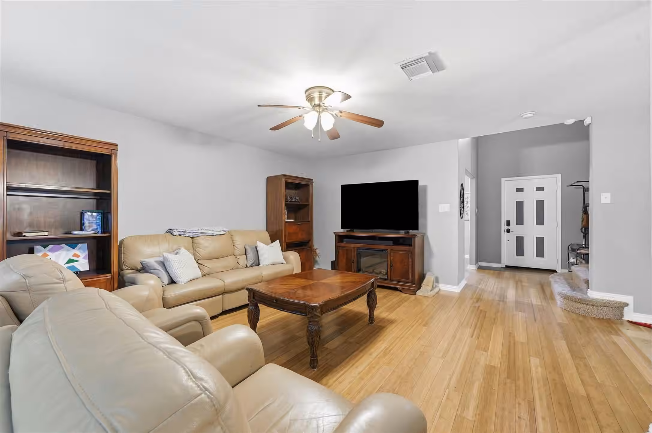 Photo 6 of 426 Mystic Glen Loop, Kingwood, TX