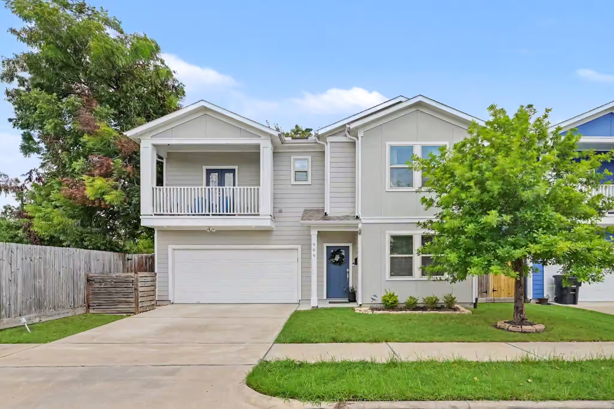 Photo of 909 E 33rd Street, Houston, TX 77022