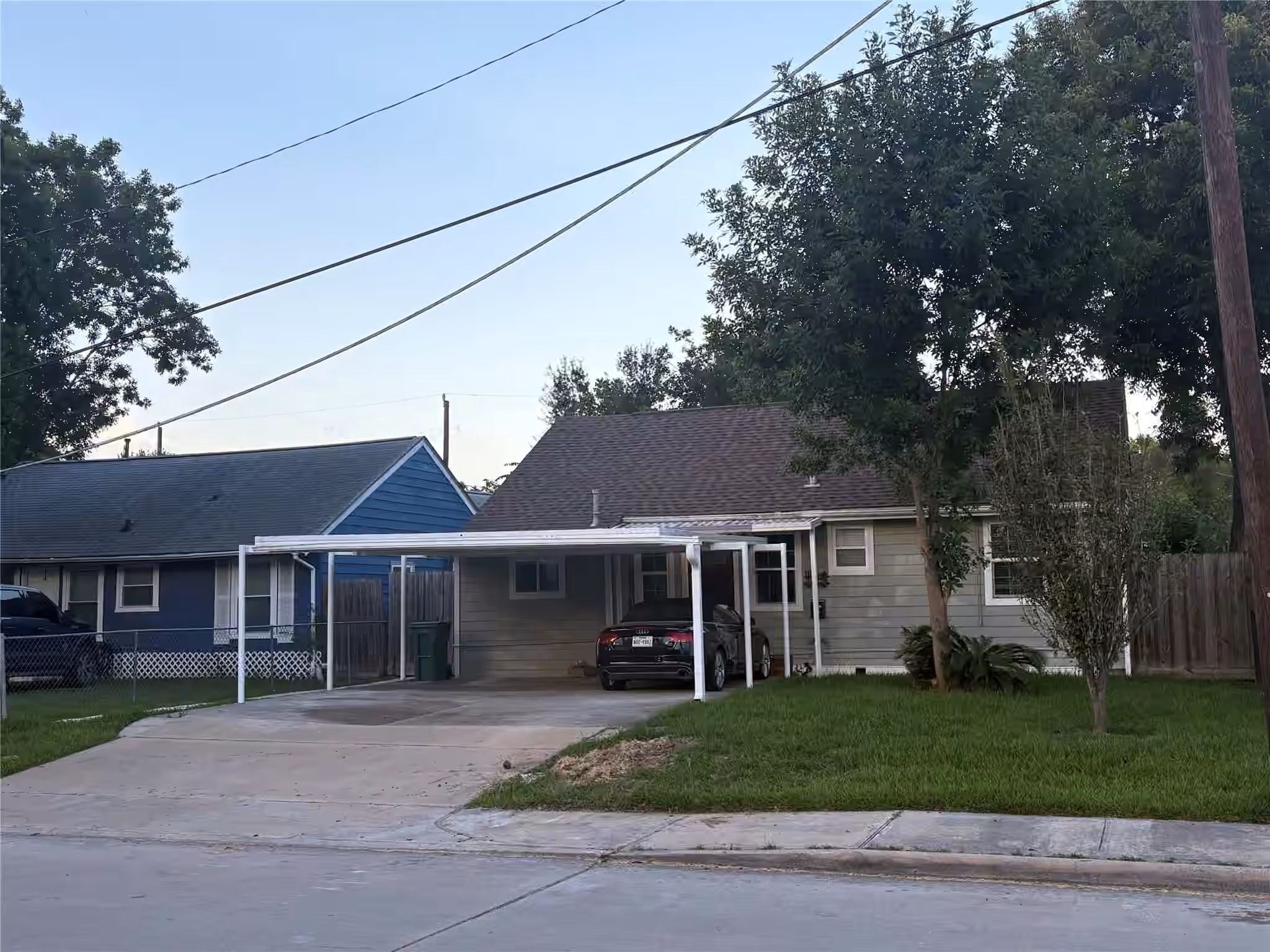 Photo 2 of 717 Wafer Street, Pasadena, TX