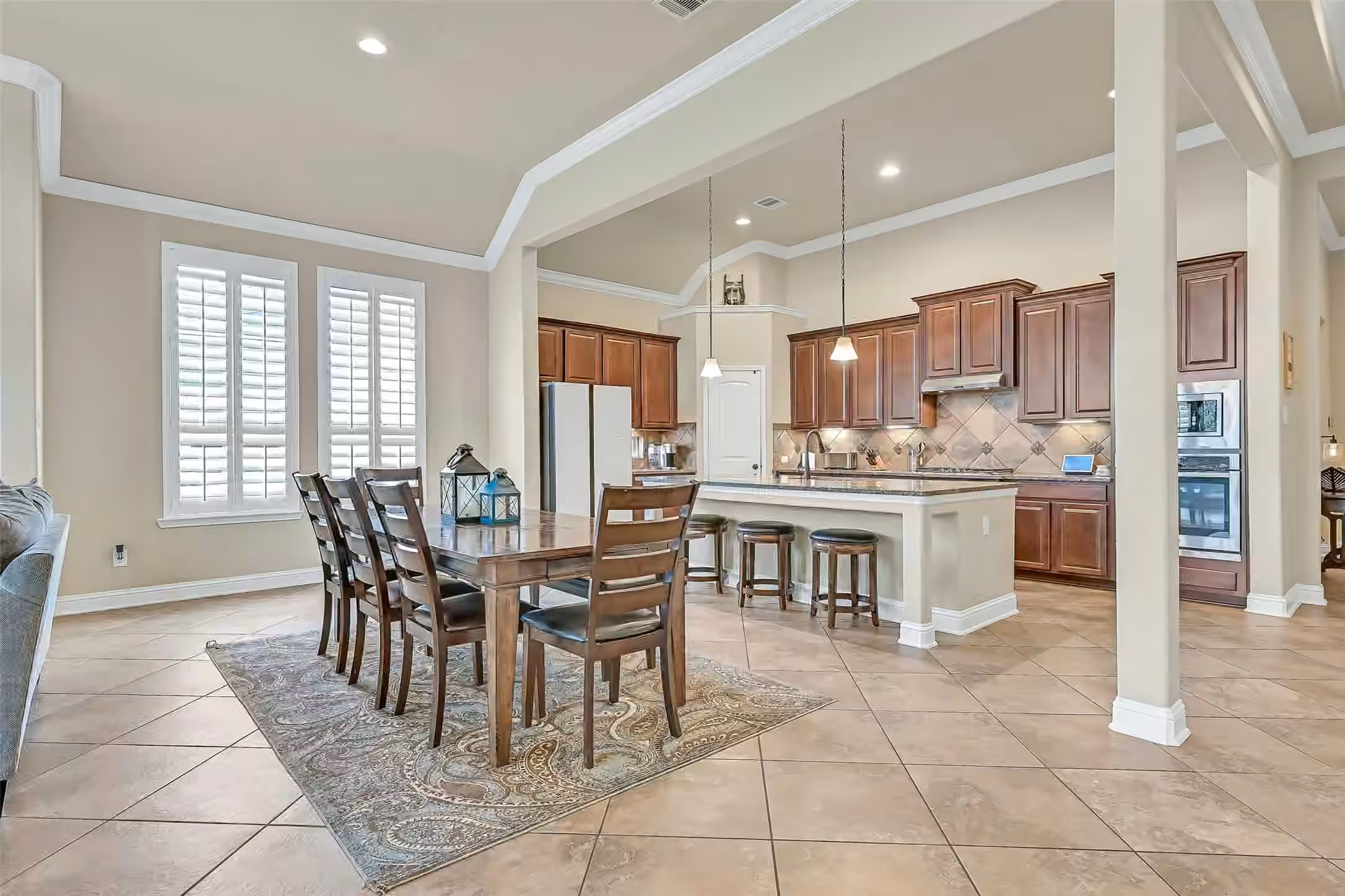 Photo 5 of 8211 Lockridge Terrace Lane, Cypress, TX
