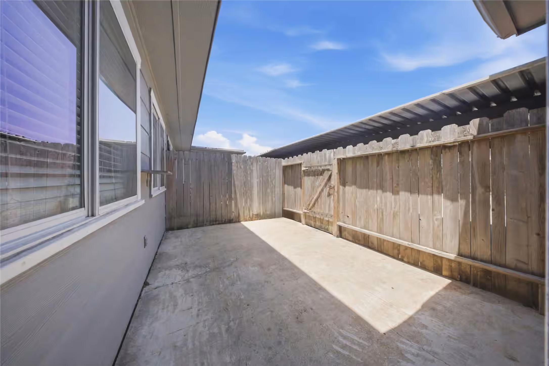 Photo 2 of 11002 Hammerly Boulevard 12, Houston, TX