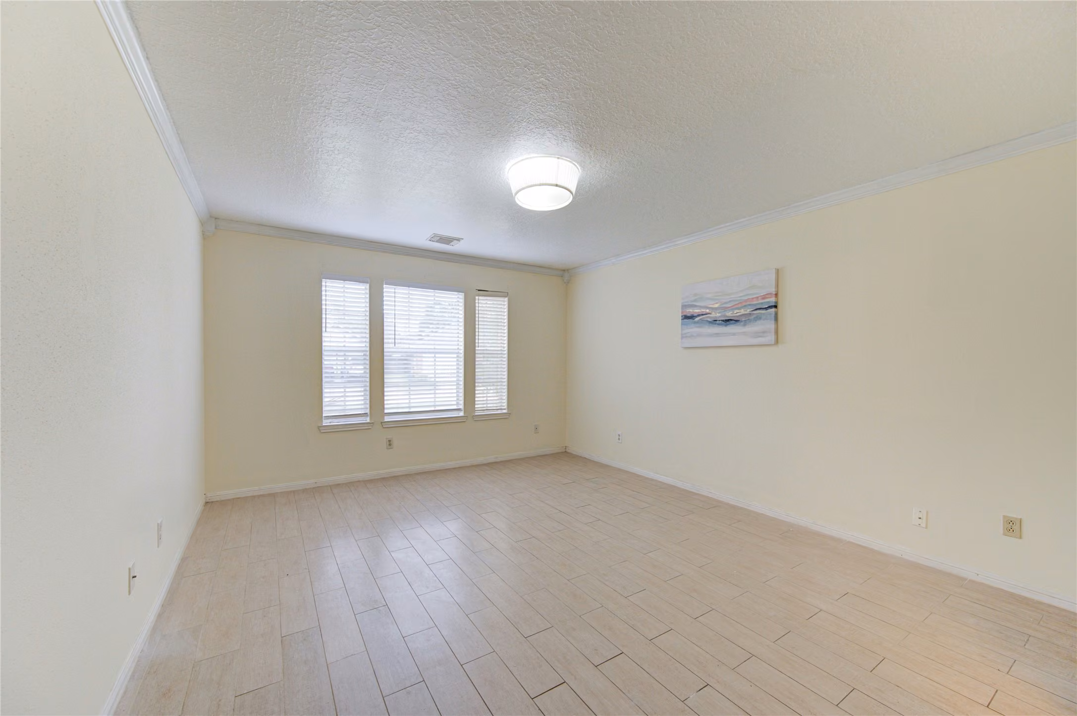 Photo 3 of 2915 Blue Mist Drive, Sugar Land, TX