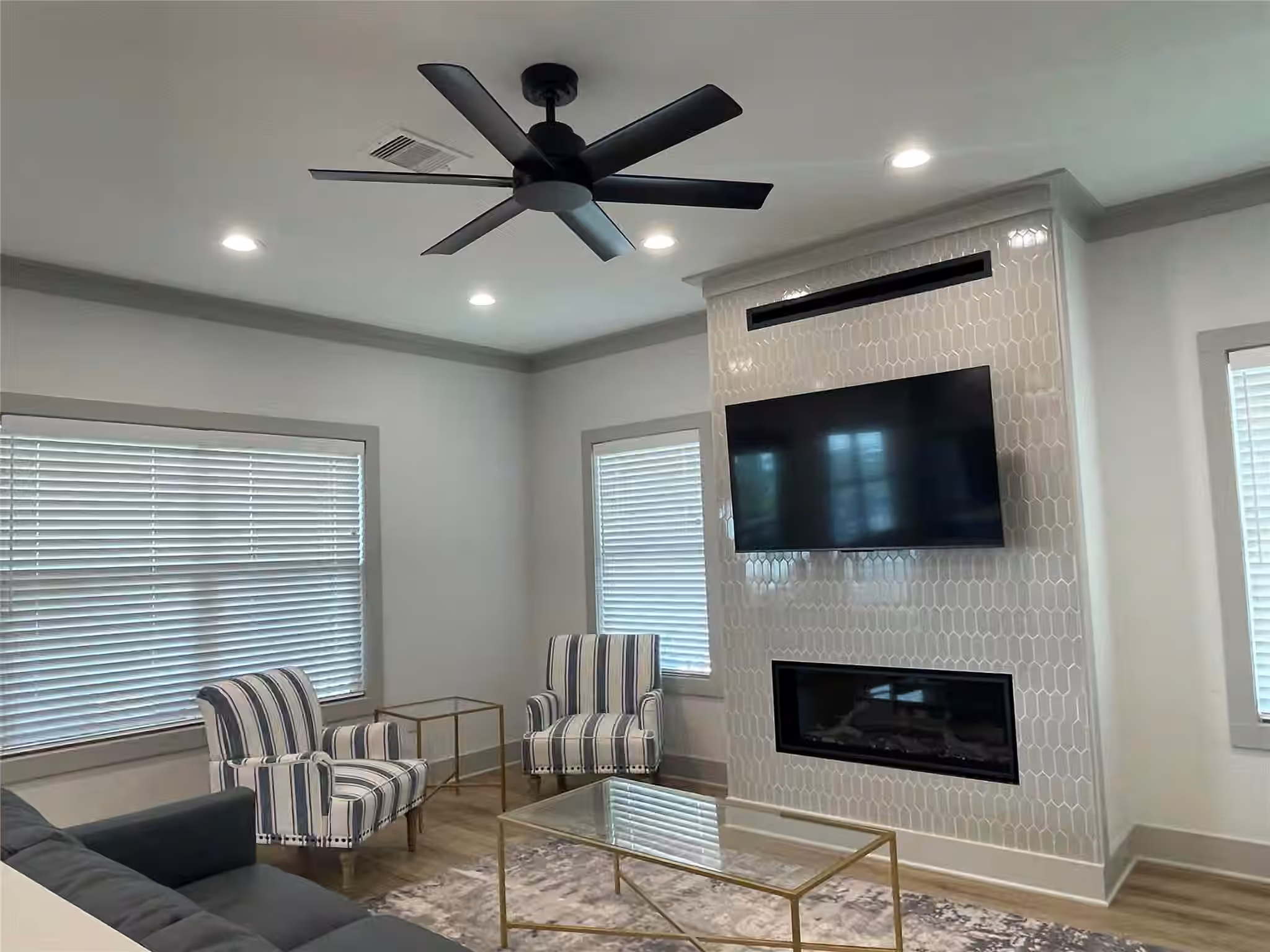 Photo 5 of 1166 N Monkhouse Drive, Crystal Beach, TX