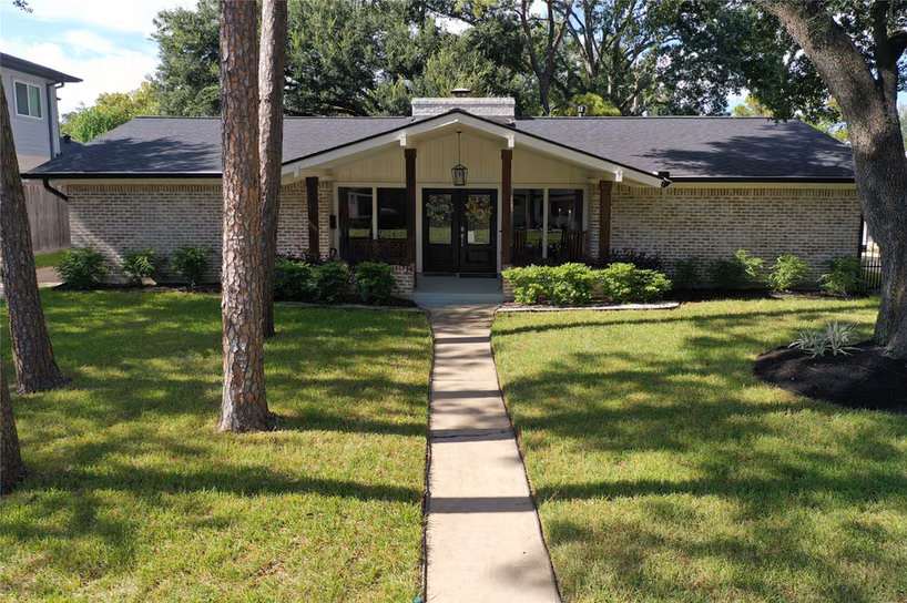 Photo of 10610 Chevy Chase Drive, Houston, TX 77042