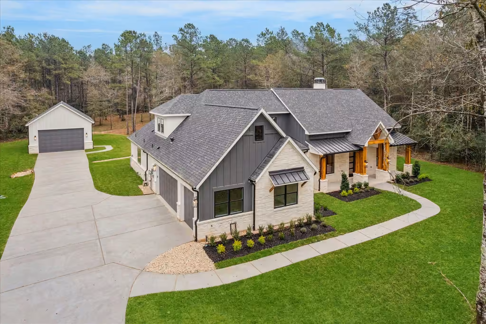 Photo of 688 Lonestar Road, Huntsville, TX 77340