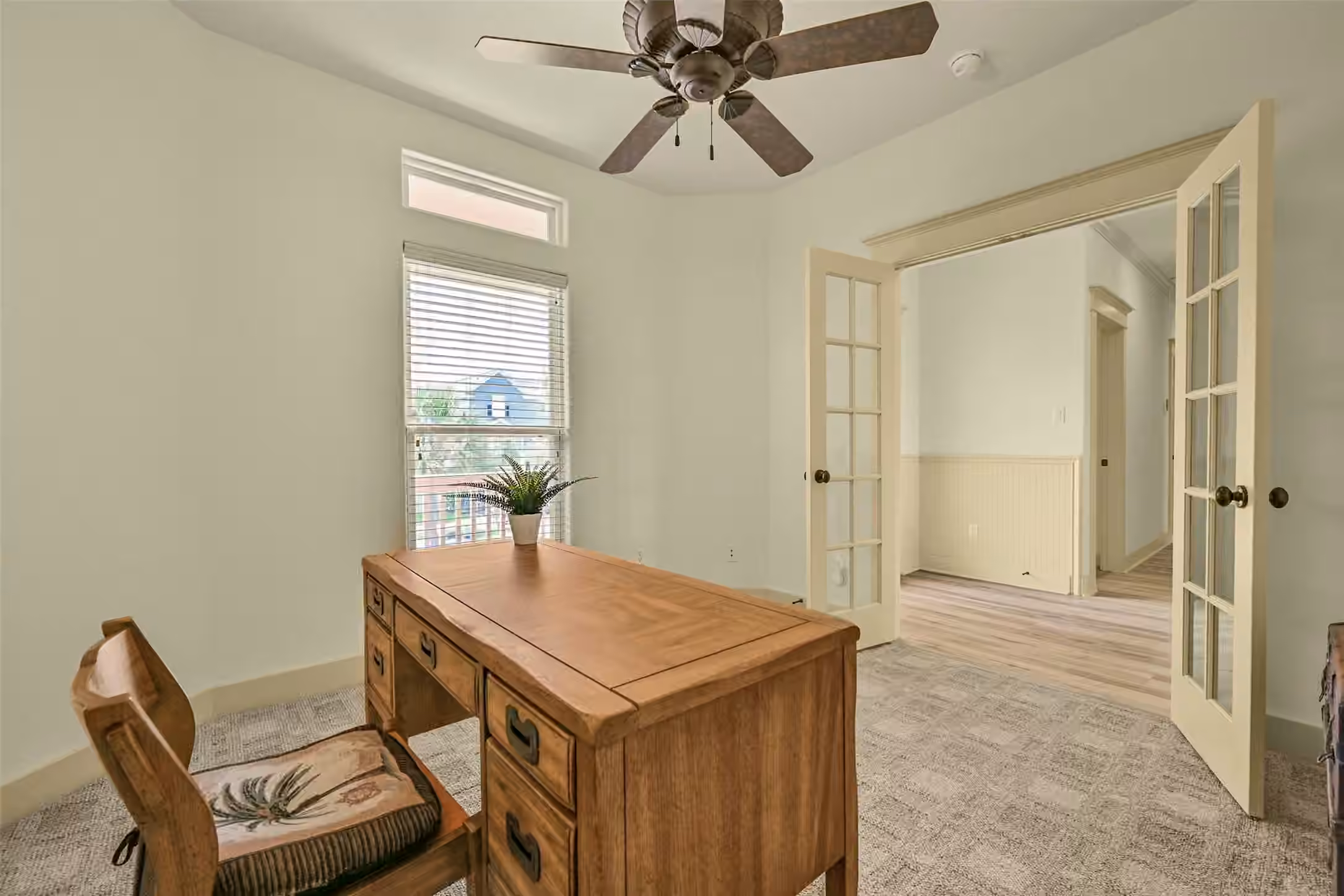 Photo 7 of 13610 Windlass Circle, Galveston, TX