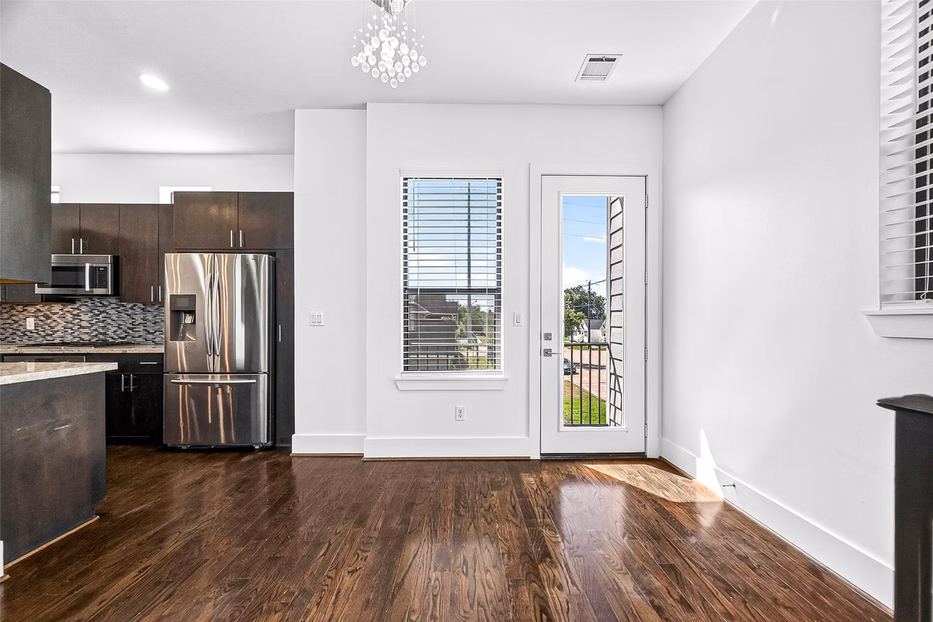Photo 7 of 2507 Webster Street, Houston, TX