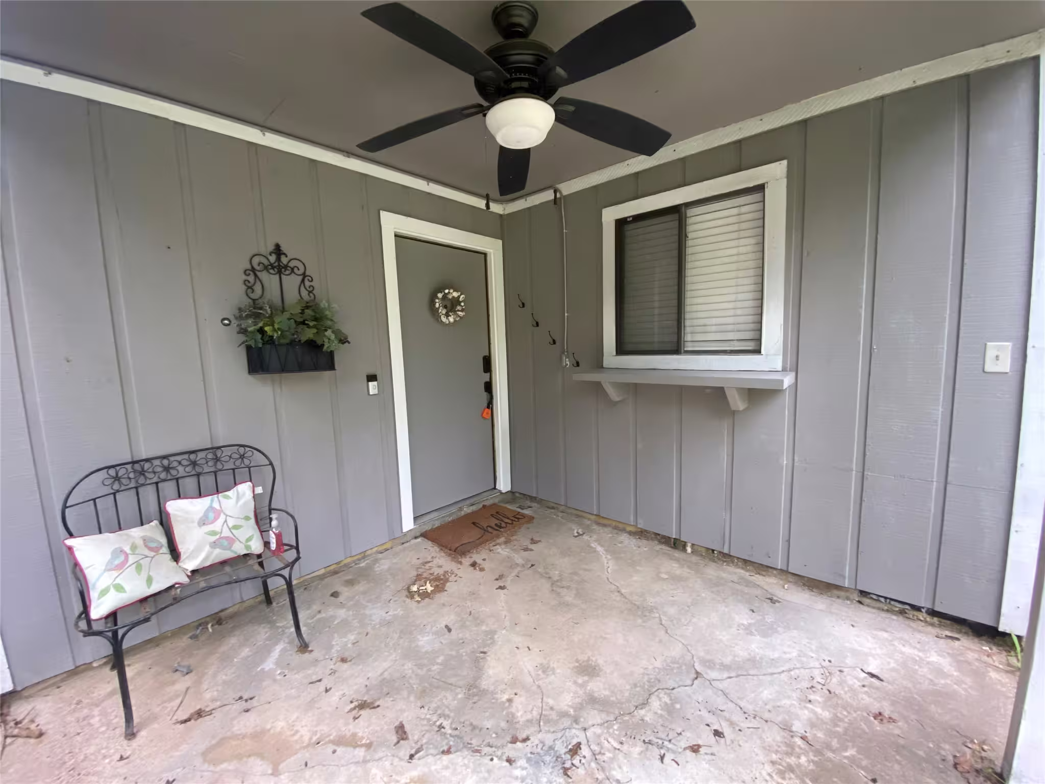 Photo 4 of 28604 Magnolia Court, Huntsville, TX