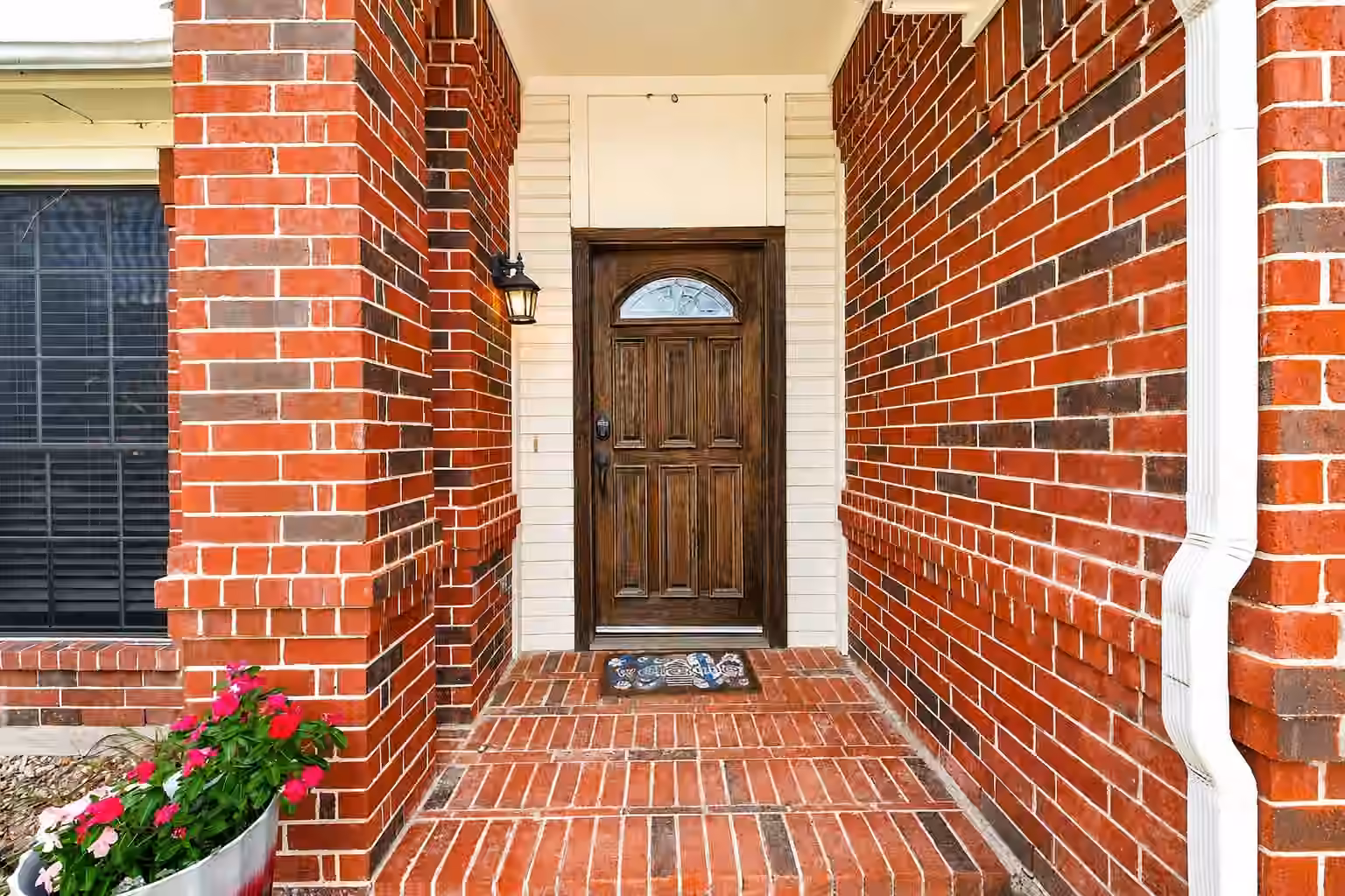 Photo 3 of 4525 Allegro Drive, Seabrook, TX