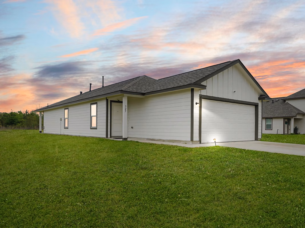 Photo of 327 Road 5138 Road, Cleveland, TX 77327