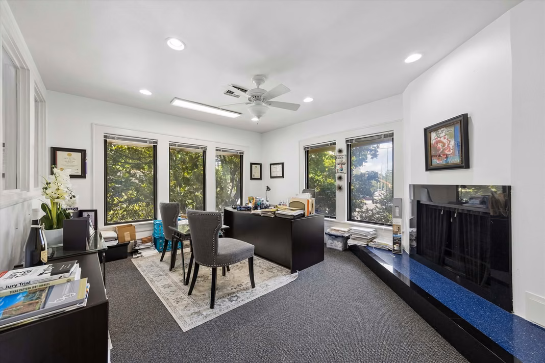 Photo 2 of 1601 Westheimer Road C, Houston, TX