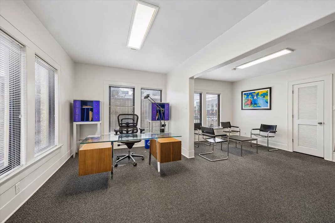Photo 5 of 1601 Westheimer Road C, Houston, TX