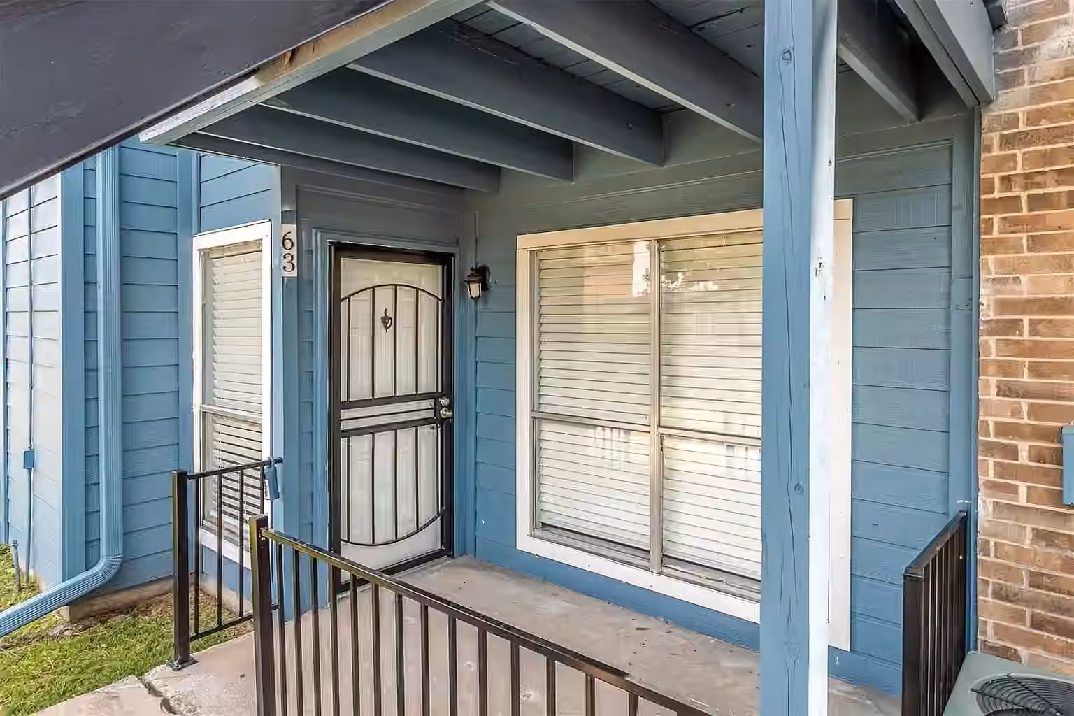 Photo 2 of 10001 Westpark Drive 63, Houston, TX